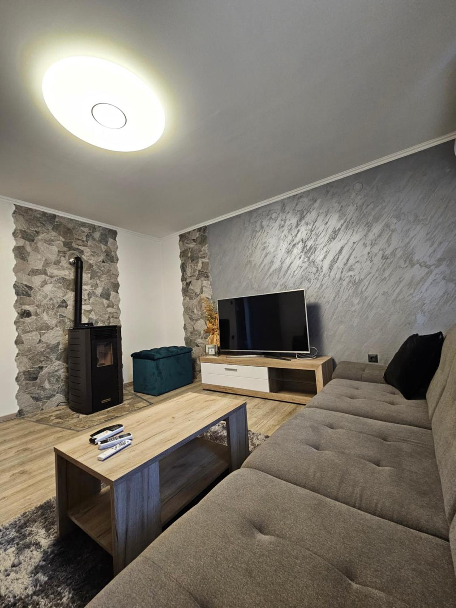 Apartmani Dado Čavle Eksteriør bilde